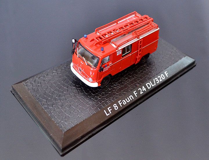 DeAgostini Model veterán FAUN F 24 DL 320-F 1:72
