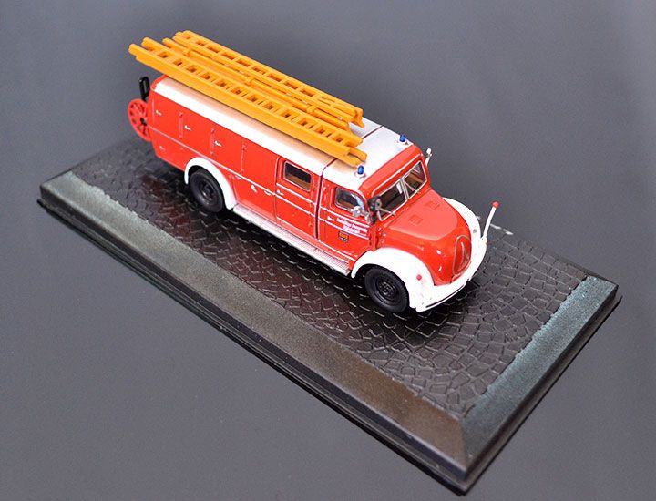 DeAgostini Model veterán Magirus Deutz S-3500 1:72
