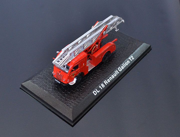 DeAgostini Model veterán DL 18 Renault Galion T2 1:72