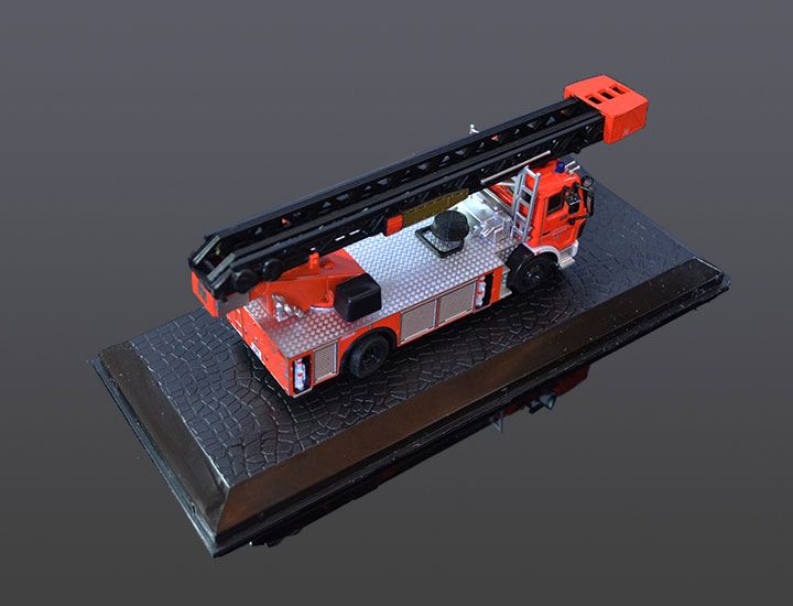 DeAgostini Model veterán Metz DLK Mercedes-Benz 1419F 1:72