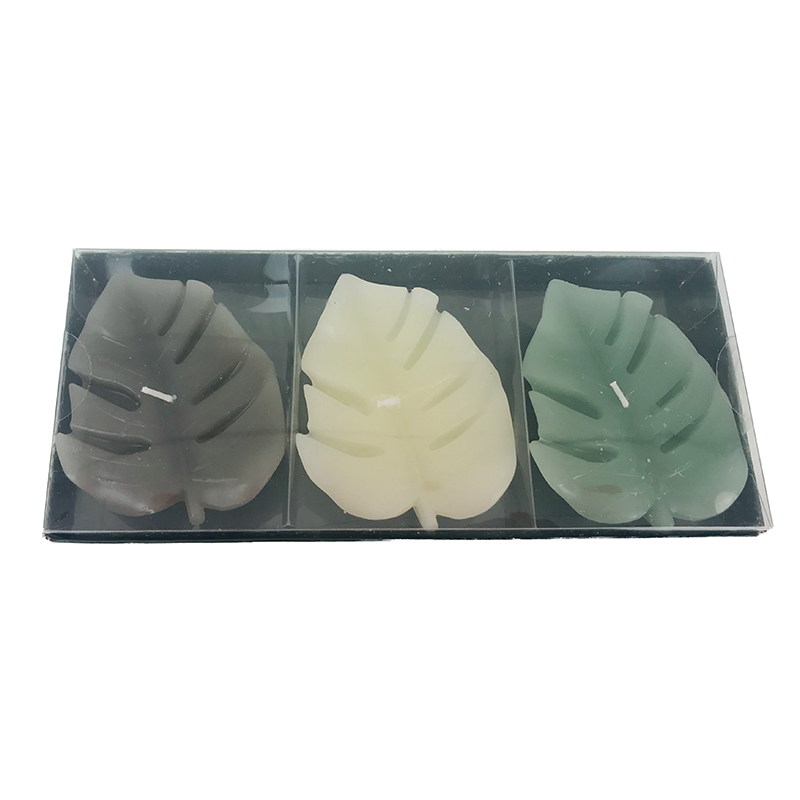 Sada sviečok zelené listy