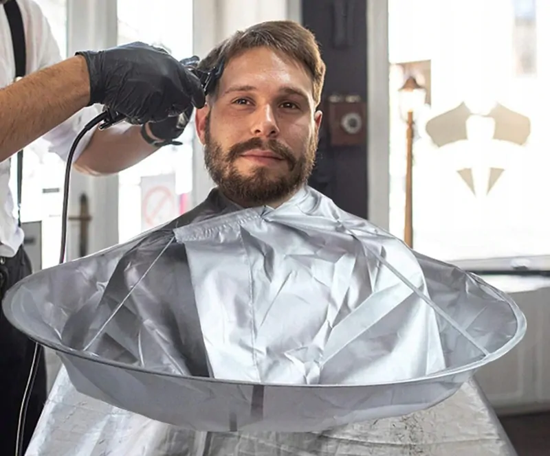 Kadernícky golier na strihanie vlasov