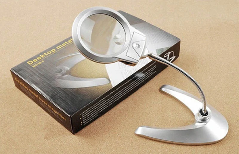 Stolná lupa s podsvietením 2x, 6x