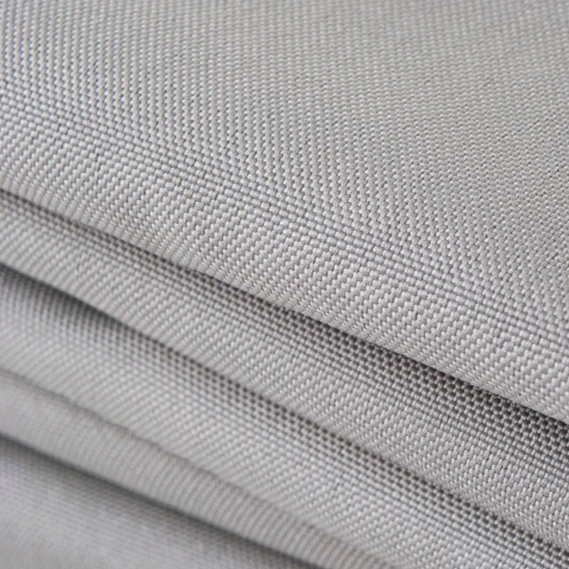 Tieniaca plachta 3,6 × 3,6 m sivá