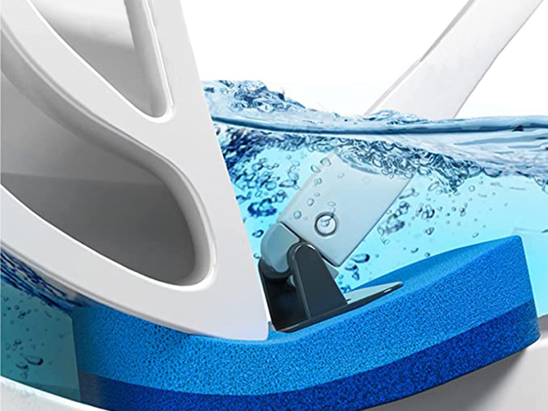 WC kefa s 5 vymeniteľnými koncovkami