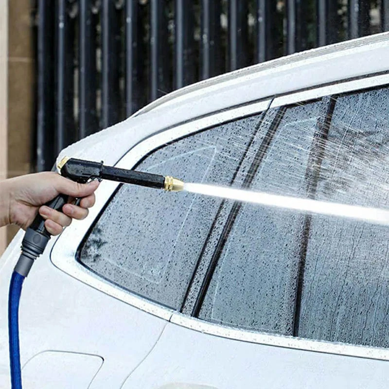 Striekacia pištoľ na záhradnú hadicu