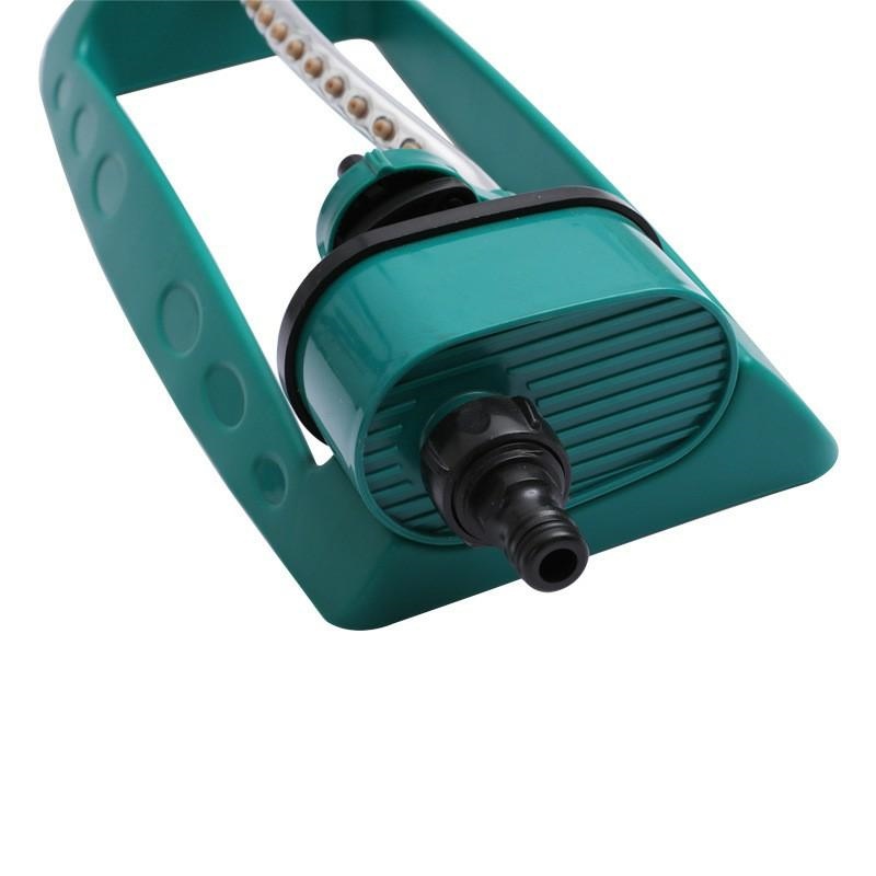 Záhradný oscilačný zavlažovač