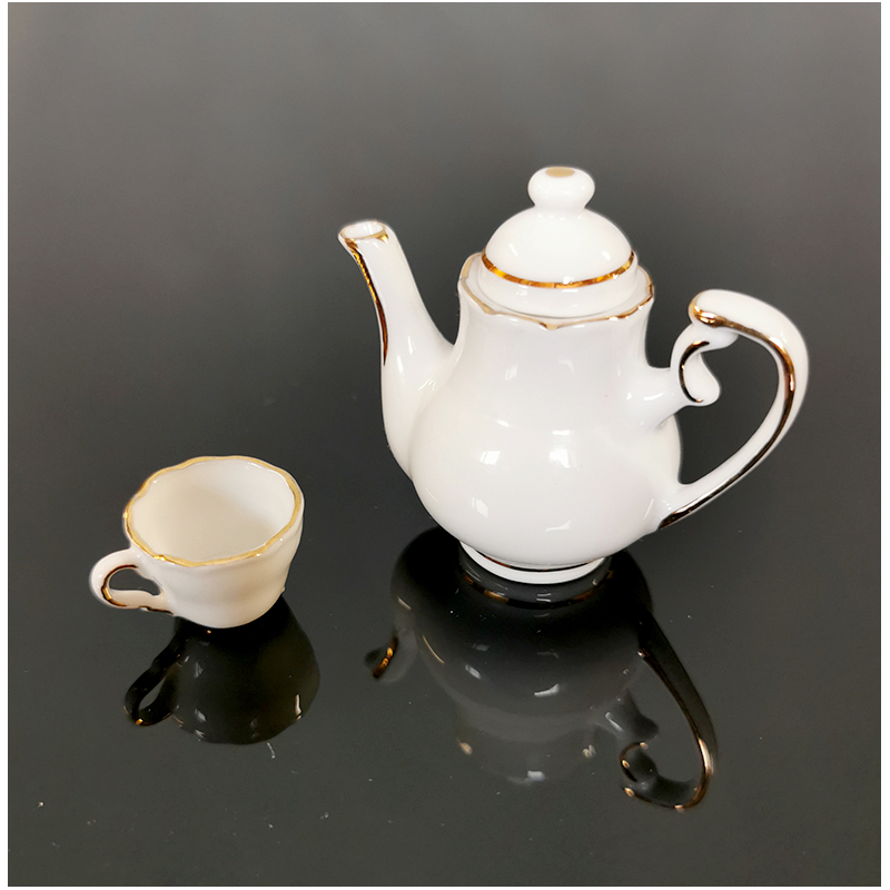 Reutter Porzelan - Porcelánový čajník biely so zlatým lemovaním 11x10 cm