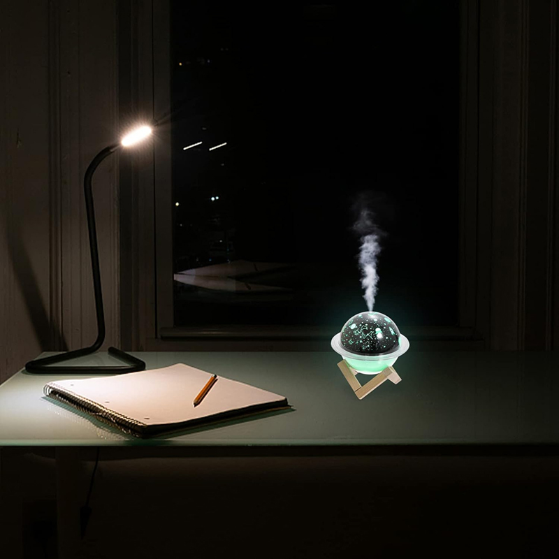 Zvlhčovač vzduchu s projektorom nočnej oblohy