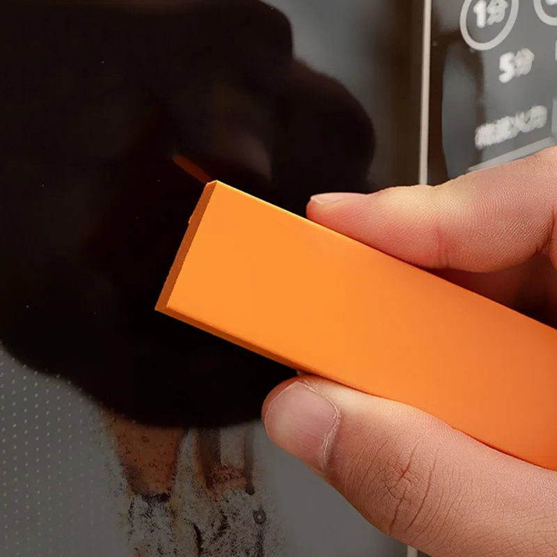 Guma na čistenie skla a kovu