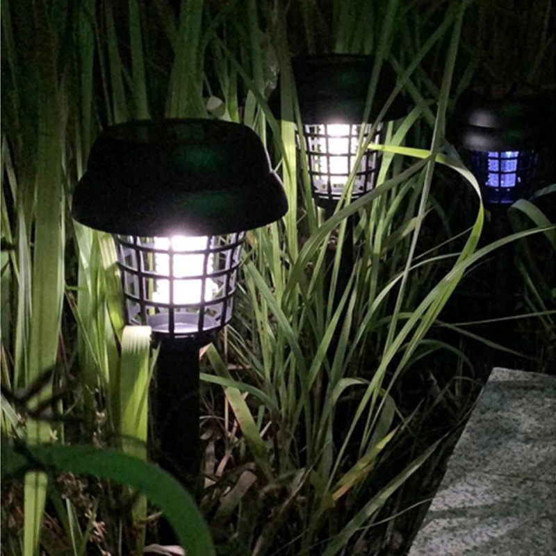 Solárna lampa s odpudzovačom hmyzu