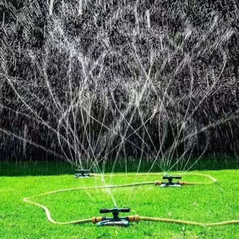 Záhradný rotačný zavlažovač