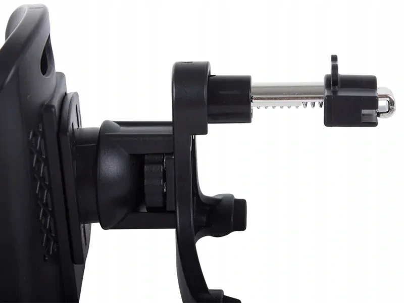 Držiak nápojov do auta