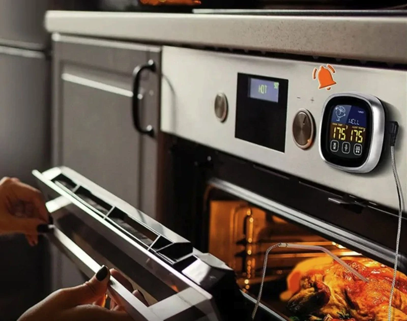 Teplomer na pečenie so sondou