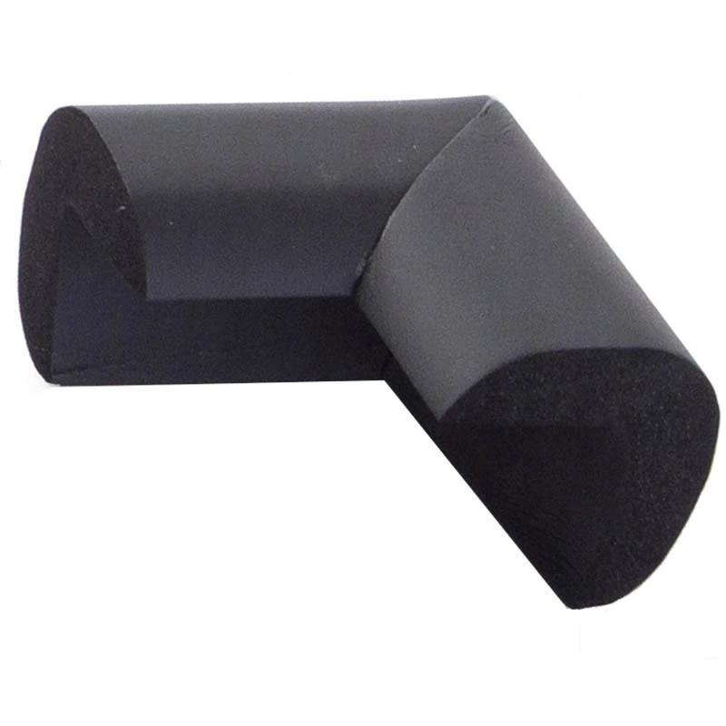 Ochranné penové rohy na nábytok čierne 4 ks