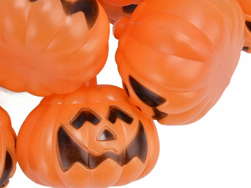 Halloweenska LED girlanda Tekvice 2m