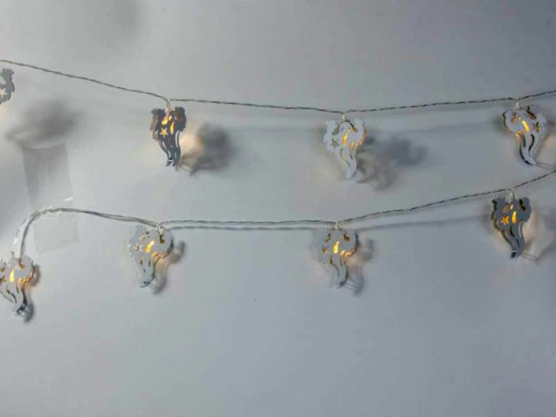 Halloweenska LED girlanda Duchovia 2m