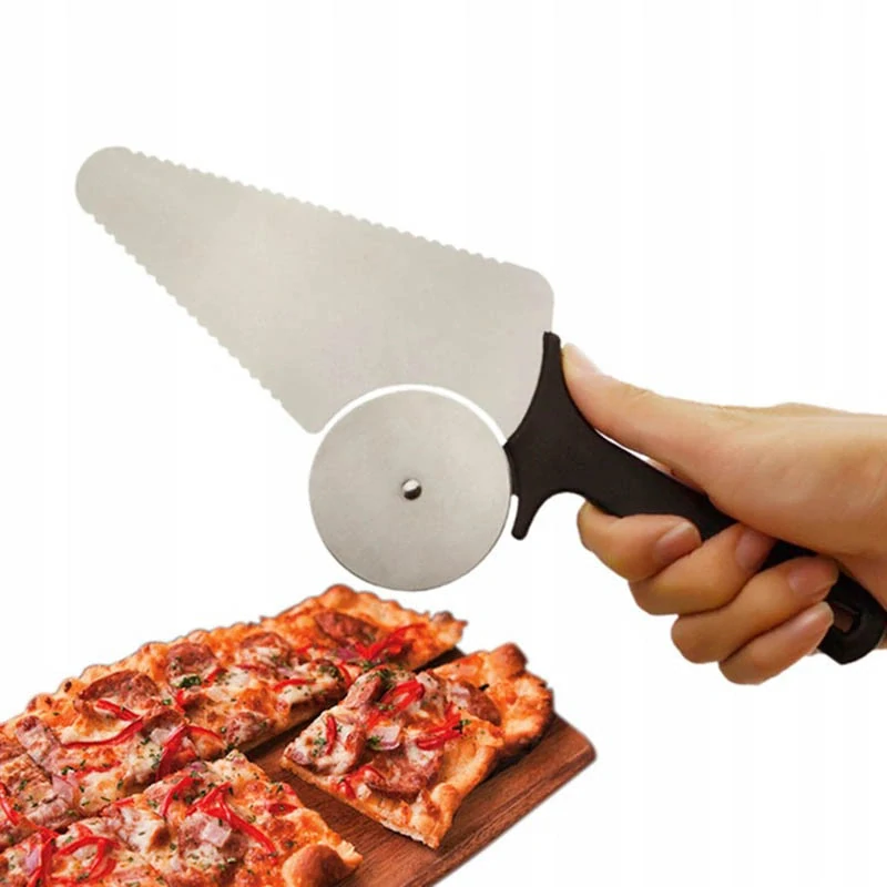 Lopatka s krájacím nožom na pizzu