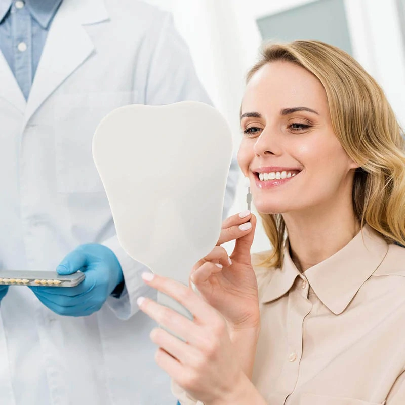 Zrkadielko na čistenie zubov