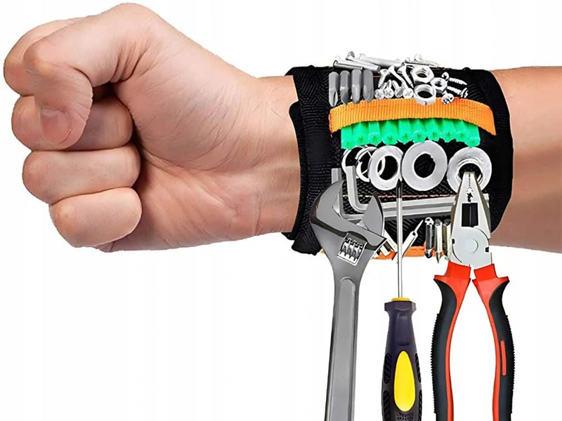 Magnetický náramok na skrutky