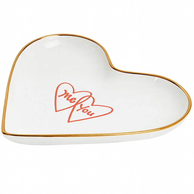 Porcelánový tanier v tvare srdca LOVE 22 cm