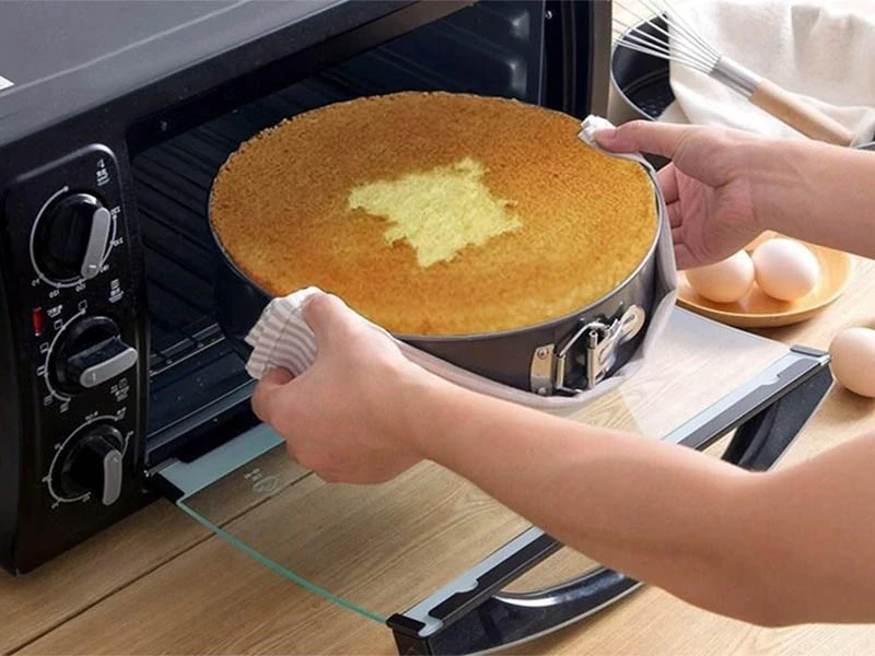 Sada 3 okrúhlych tortových foriem 24/26/28 cm