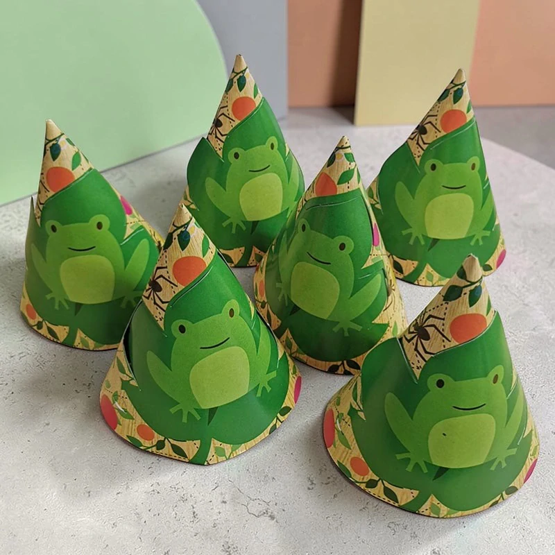 Party klobúky Žabka 18 × 12 cm – zeleno-žltý motív, balenie 6 ks