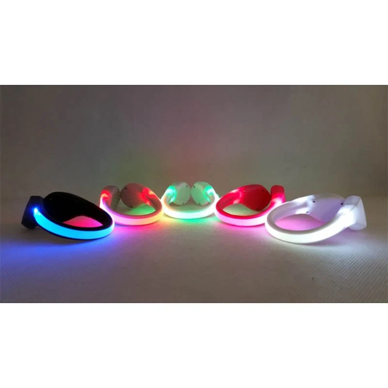 LED klip na topánky alebo ruku pre zvýšenie viditeľnosti – čierny