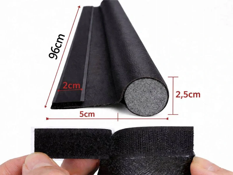 Samolepiace tesnenie pod dvere proti prievanu 96cm čierne