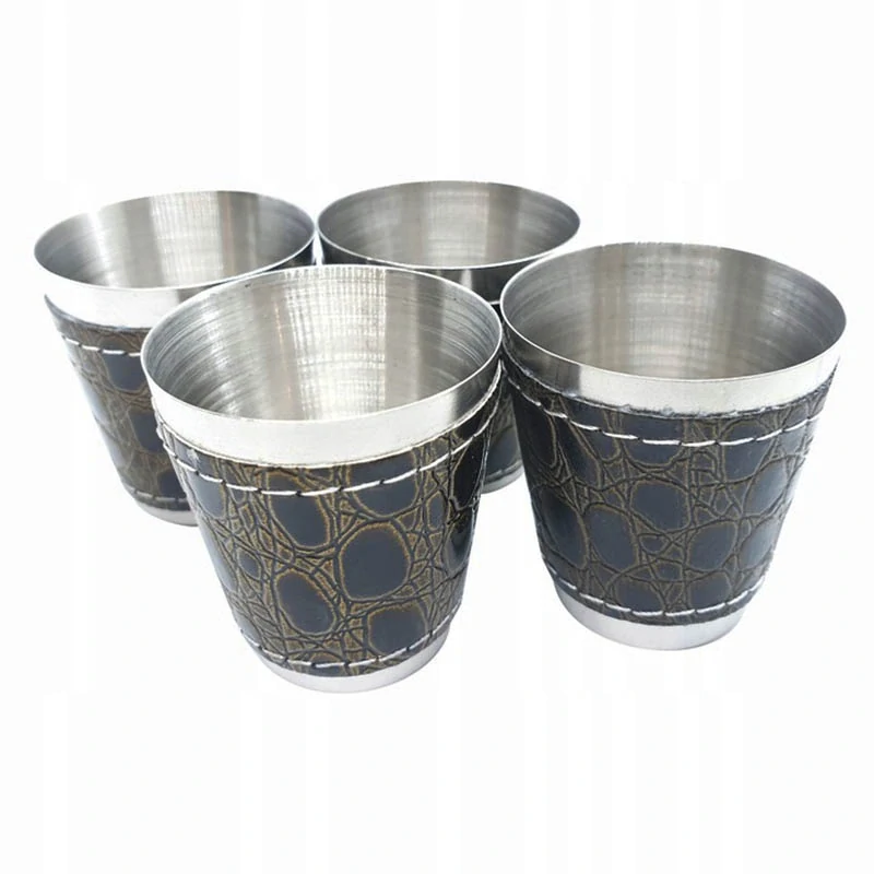 Turistické kovové poháriky v puzdre – sada 4 ks