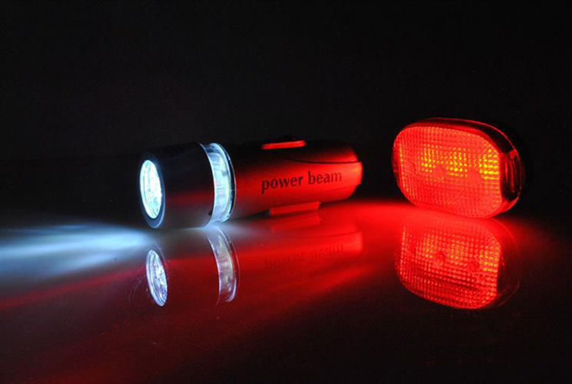 Svetlo na bicykel Power Beam XY-106