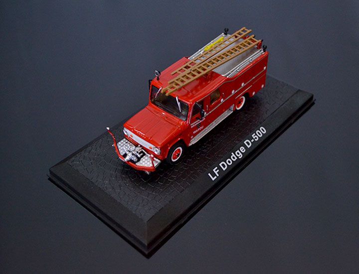 DeAgostini Model veterán LF Dodge D-500 1:72