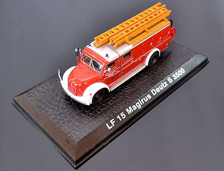 DeAgostini Model veterán Magirus Deutz S-3500 1:72