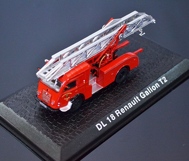 DeAgostini Model veterán DL 18 Renault Galion T2 1:72