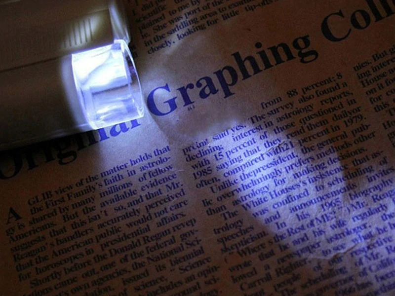 Profesionálna lupa 100x LED