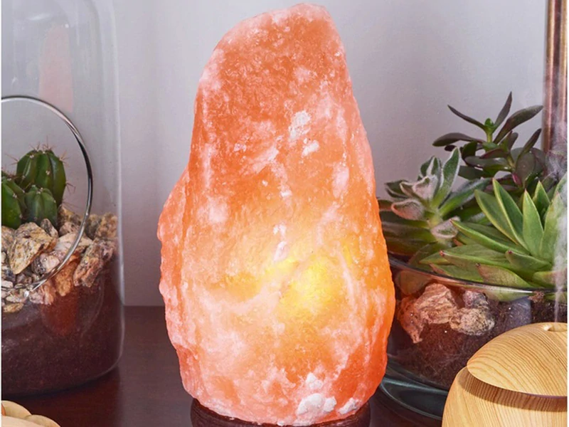 Soľná lampa z himalájskej soli 3 – 5 kg s reguláciou svetla