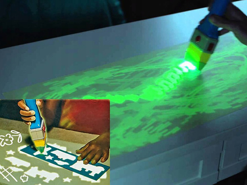 Elektronický štetec na maľovanie svetlom