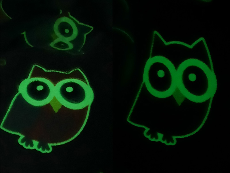 Svietiaca teplá mikina sivá Sovy