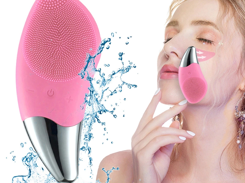 Sonická masážna kefka na tvár