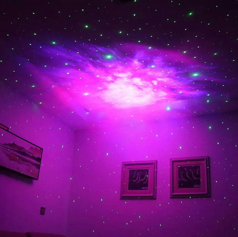 Projektor hviezd Astronaut sediaci biely