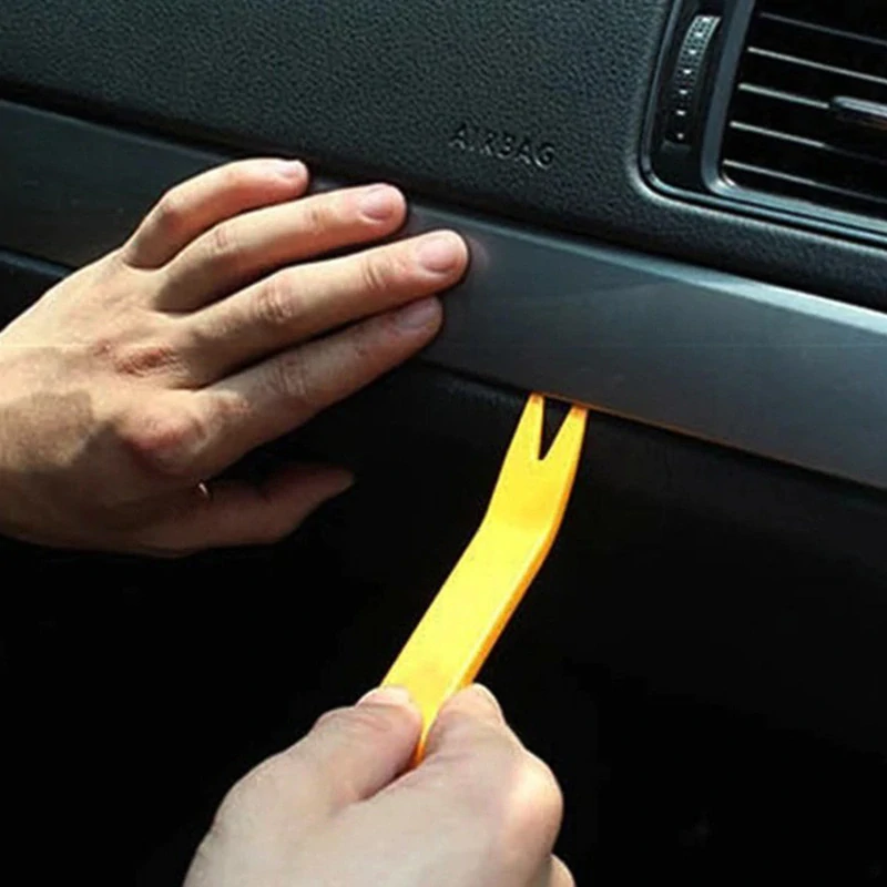 Demontážne kľúče na palubnú dosku a čalúnenie 4ks