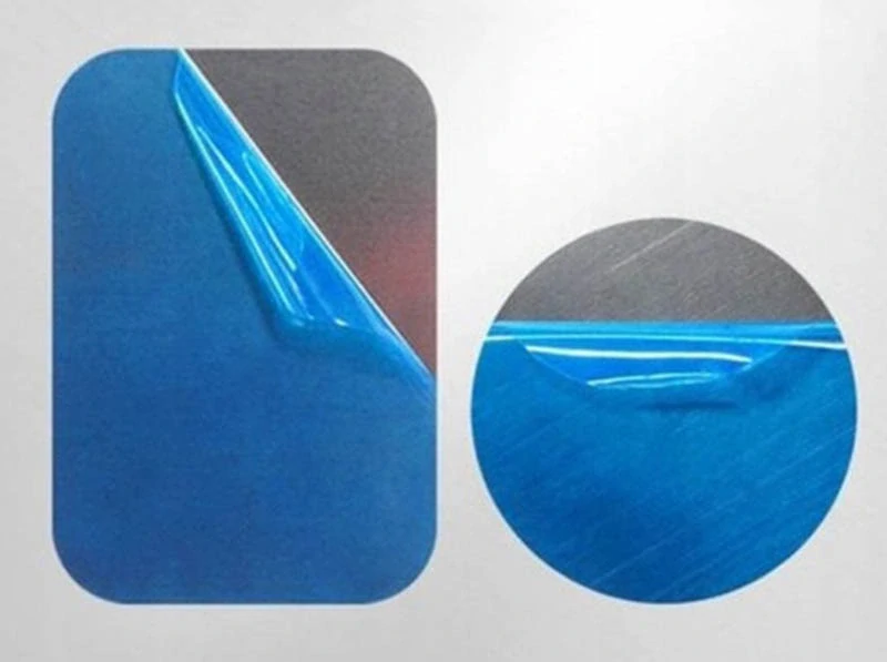 Sada kovových platničiek na magnetický držiak telefónu