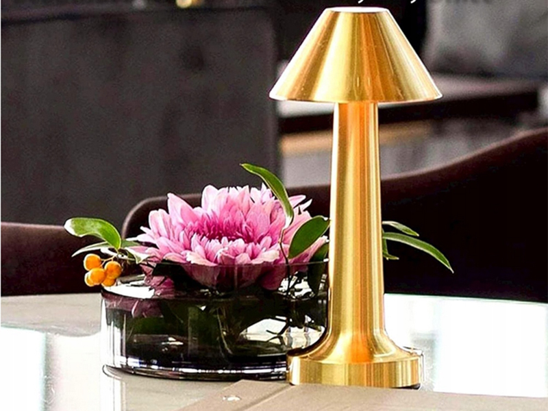 Stolná lampa A12 dotyková 23cm 3W USB