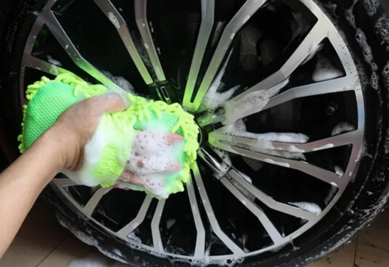 Hubka z mikrovlákna na umývanie auta