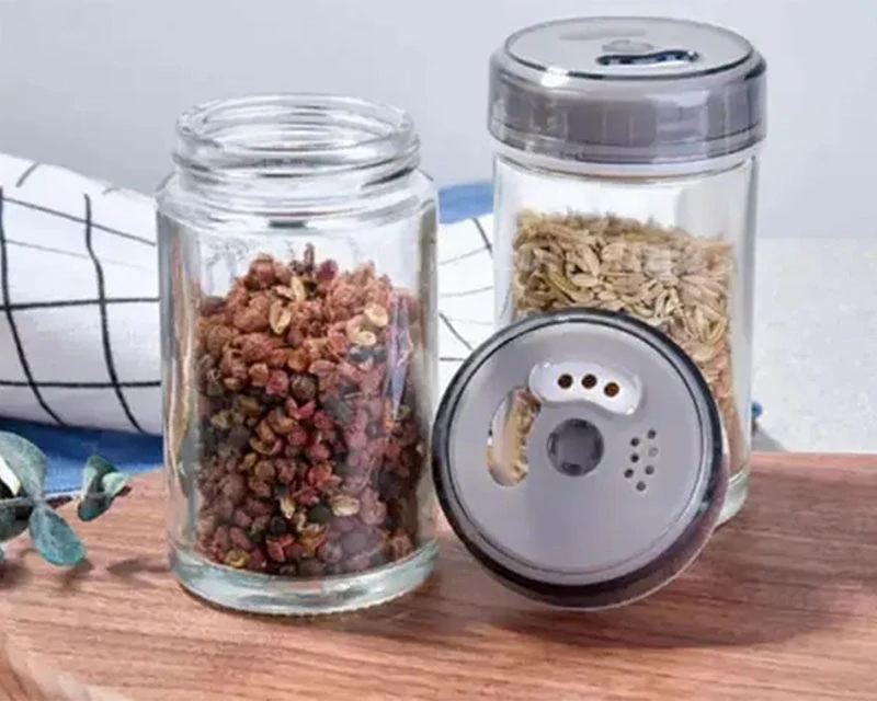 Sada koreničiek v otočnom stojane