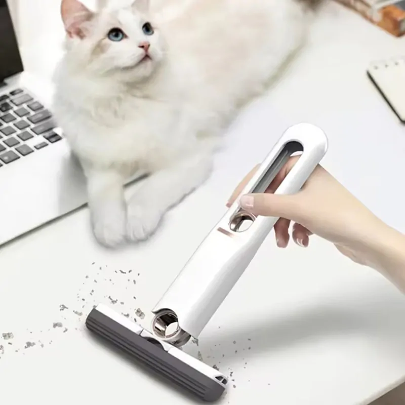 Mini špongiový mop so žmýkaním na rovné povrchy