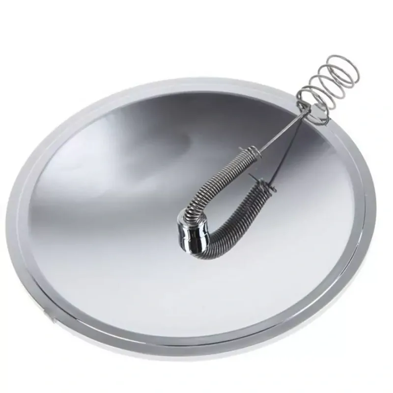 Solárny turistický zapaľovač