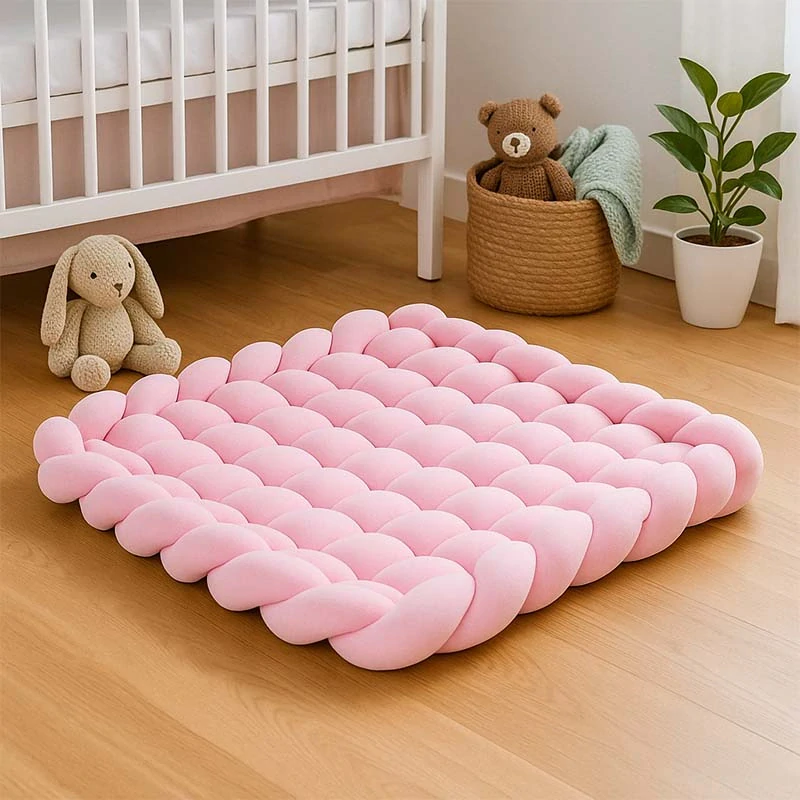 Velúrová pletená podložka LULANDO 75 × 75 × 8 cm – ružová