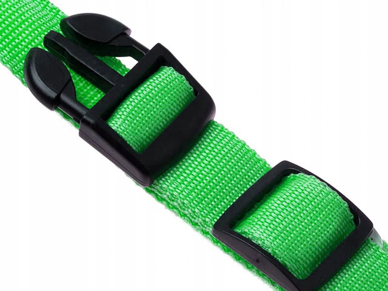 Obojok svietiaci LED nastaviteľný 46-59cm zelený