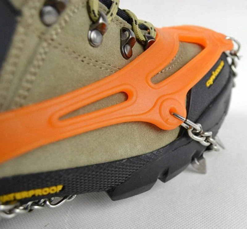 Protišmykové návleky na topánky s kovovými hrotmi 36-45 oranžové